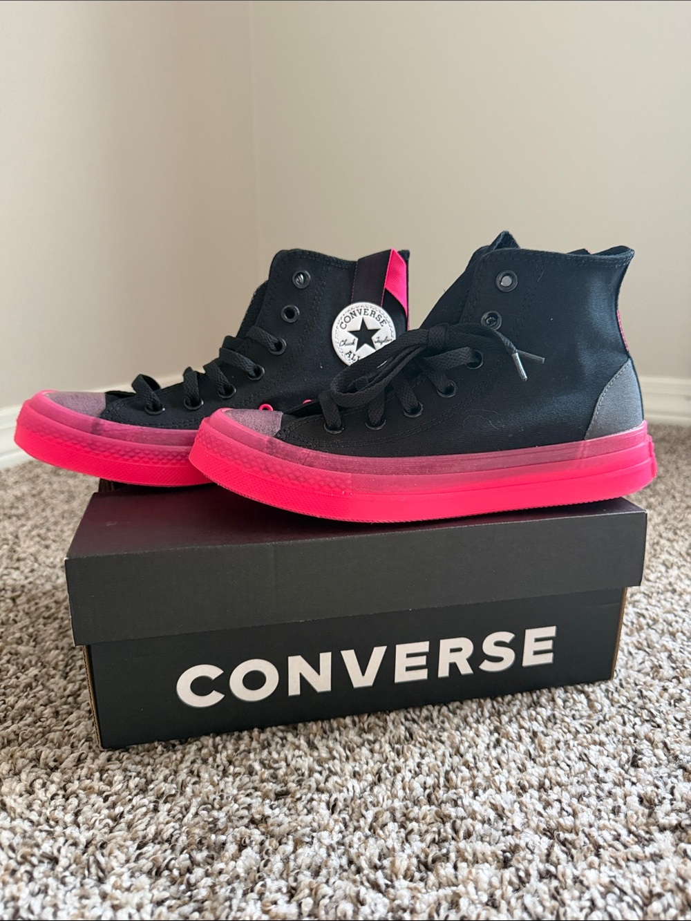 Converse Chuck Taylor All Star CX High 'Black Hyper Pink' 6.5 NWT